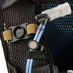 AIMANT ATTACHE TUBE POCHE A EAU SAC TRAIL ULTRA 15 L -Sport Vêtements Magasin aimant attache tube poche a eau sac trail ultra 15 l 2