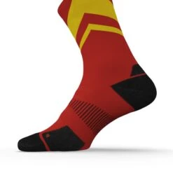 CHAUSSETTES DE RUNNING RUN900 EPAISSES MI-MOLLET ROUGES JAUNES -Sport Vêtements Magasin chaussettes de running run900 epaisses mi mollet rouges jaunes 4