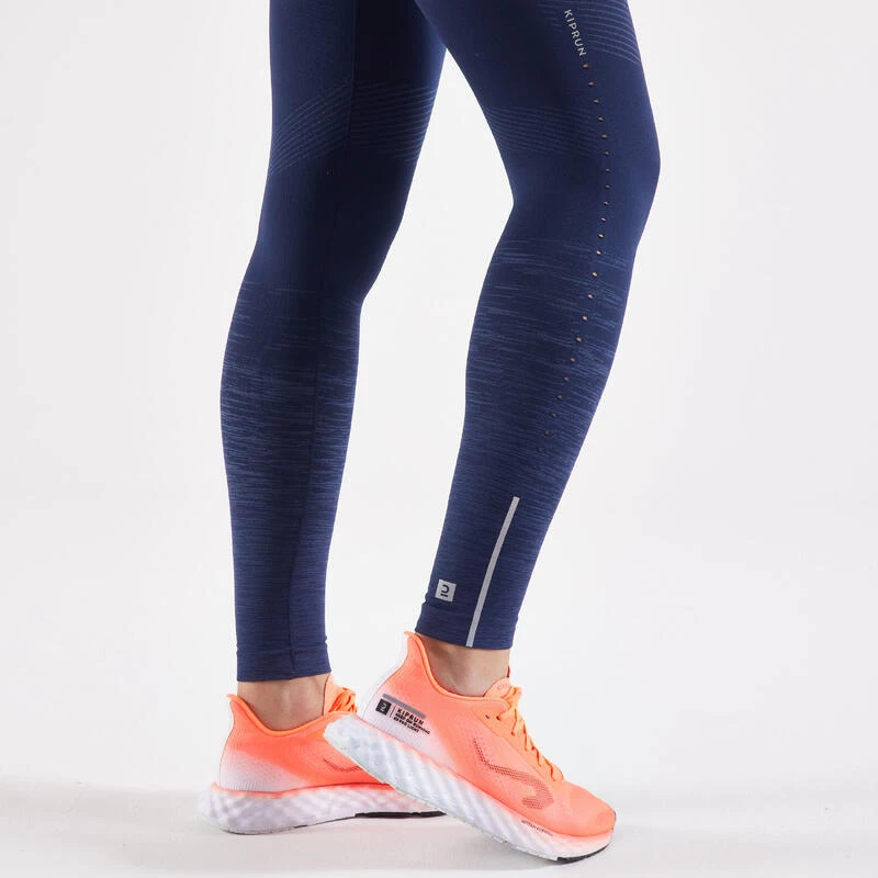 COLLANT RUNNING SANS COUTURES FEMME - KIPRUN CARE BLEU FONCE 5 COLLANT RUNNING SANS COUTURES FEMME - KIPRUN CARE BLEU FONCE – Image 5