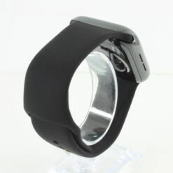 Reconditionné - Apple Watch S5 44mm GPS+Cellulaire Gris/Noir - état Correct -Sport Vêtements Magasin reconditionne apple watch s5 44mm gpscellulaire grisnoir etat correct 2