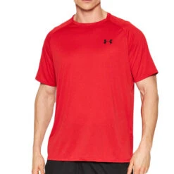 T-shirt Rouge Homme Under Armour Novelty