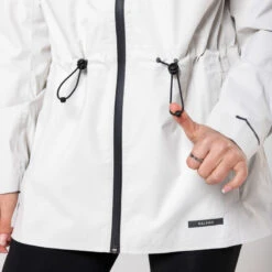 Kalenji VESTE RAIN RUN 500 FEMME BEIGE -Sport Vêtements Magasin veste rain run 500 femme beige 3